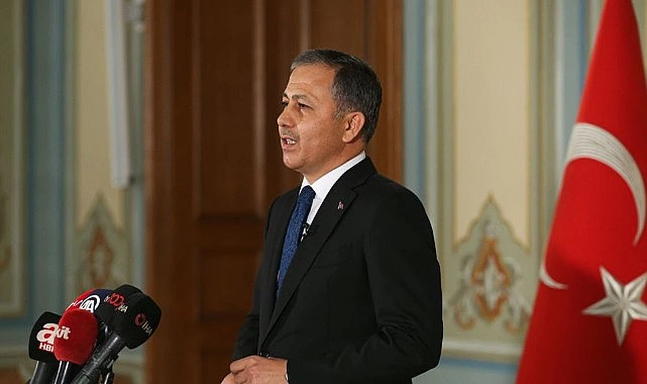 İçişleri Bakanı Ali Yerlikaya duyurdu: Gri kategoride aranan terörist etkisiz hale getirildi!