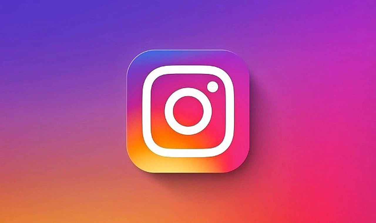 Ulaştırma Bakanı Uraloğlu duyurdu: Instagram tekrar açıldı!