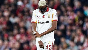 Galatasaray'a Barcelona maçı öncesi Osimhen'den haber!