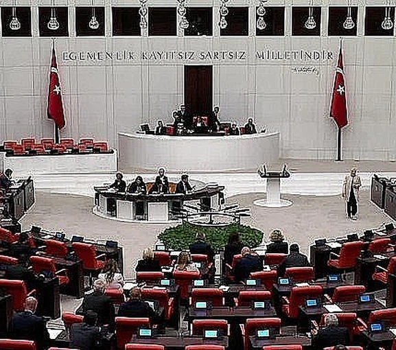 Öğrenci affını içeren kanun teklifi Meclis'ten geçti