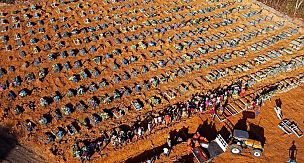 Brezilya'da toplu mezar dönemi!