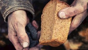 Açlık sınırı 2 bin 374 TL oldu