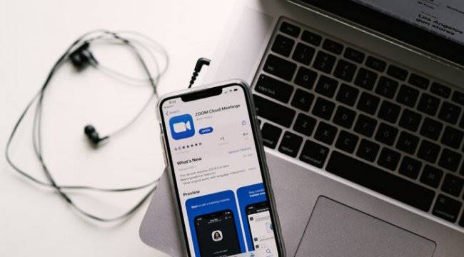 Google, Zoom kullanımını yasakladı!