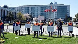 İBB Önünde Sosyal Mesafeli Maaş Eylemi