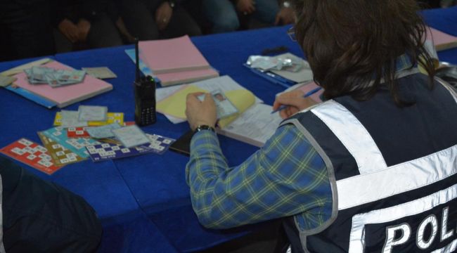 Kumar baskınında 7 kişiye para cezası