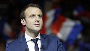 Macron özür diledi!