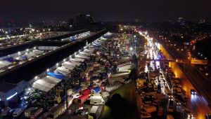 Halde gece yarısı metrelerce araç kuyruğu