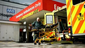 İngiltere'de koronavirüsten 288 kişi daha öldü