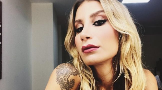 İrem Derici'den ''dövme'' tepkisi