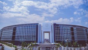 Medipol Üniversitesi'nden garip istek