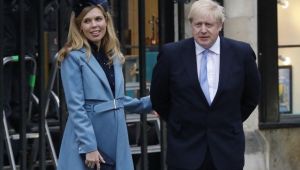 Oğluna ''hayatını kurtaran'' doktorların ismini verdi