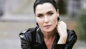 Şevval Sam: Allah'ları para, dinleri kapitalizm...