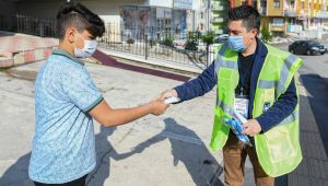 Ankara Büyükşehir'den LGS öğrencilerine maske hizmeti