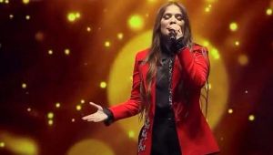 Demet Akalın'ın Mihriban performansı sosyal medyayı salladı