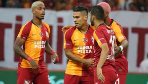 Galatasaray'da taraftarı üzecek haber!