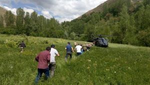 Öğrencilerin sınav evrakı helikopterle götürüldü