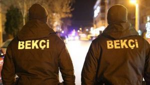 Yabancı uyruklu vatandaşa tokat atan iki bekçi açığa alındı