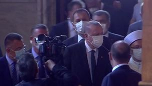 Cumhurbaşkanı Erdoğan, namaz için Ayasofya'ya geldi