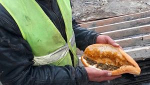 İBB işinden olan Bedirhan Aslan'a sahip çıktı