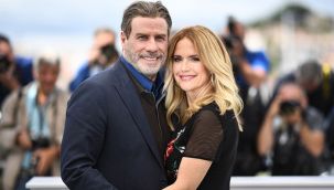 John Travolta eşini kaybetti