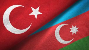 Türk ve Azerbaycan bayraklarına saldırı!