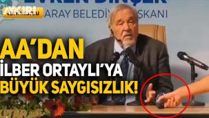 AA'dan İlber Ortaylı'ya büyük saygısızlık, mikrofon önünden alındı