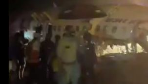 Dubai'den kalkan Hindistan uçağı ikiye bölündü