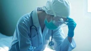 Hastanede skandal karar! Covid-19 testi pozitif çıkan sağlık çalışanlarının işe devam etmeleri istendi