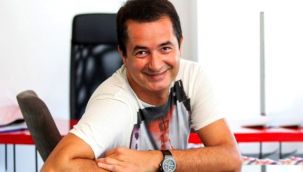 Acun Ilıcalı kendinden 30 yaş küçük sevgilisiyle Londra’da görüntülendi