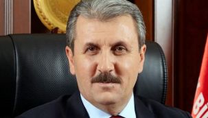 Mustafa Destici yeniden Genel Başkan seçildi