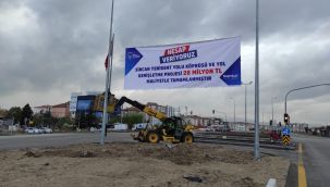 Mansur Yavaş, yol ve köprü maliyetlerini pankartlarla duyurdu!