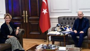 Gülben Ergen, İçişleri Bakanı Soylu'yu ziyaret etti