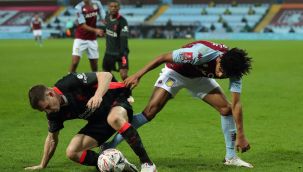 Liverpool, Aston Villa'lı gençlere acımadı!