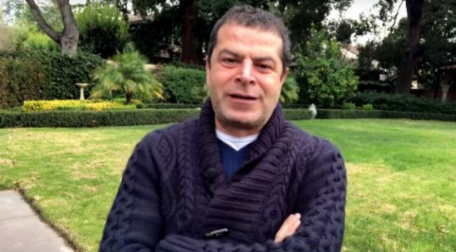 Cüneyt Özdemir'den AK Partili Mahir Ünal'a destek: "iPhone 6 kullanma yani"