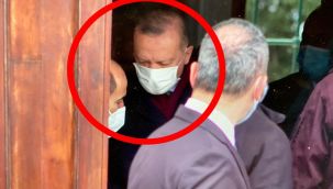 Erdoğan'ın Cuma namazı fotoğrafında dikkat çeken detay: Melih Bulu ile kıldı