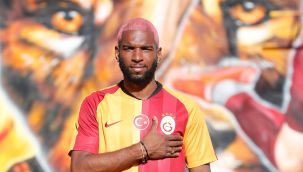 Galatasaraylı Ryan Babel şarkı çıkarıyor