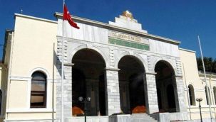 İstanbul'da halı saha ve yüzme havuzları için yeni karar açıklandı