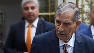 Eski Başbakan Yıldırım Akbulut hayatını kaybetti!