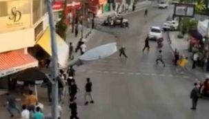 İstanbul Pendik'te drift dehşeti! Arabayı sokaktaki insanların üzerine sürdüler