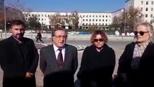 Aşı karşıtları, 'Dayatmasız Yaşam Partisi'ni kurdu