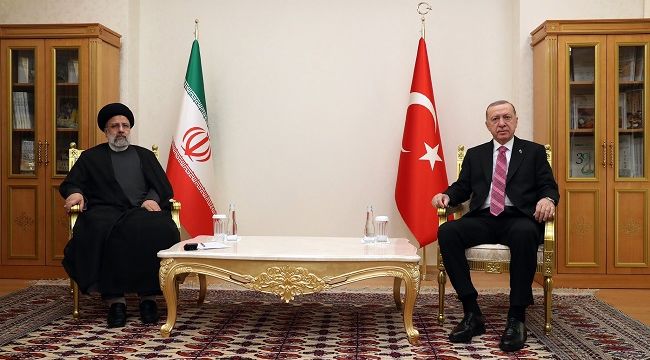 Erdoğan, İran Cumhurbaşkanı İbrahim Reyisi ile görüştü