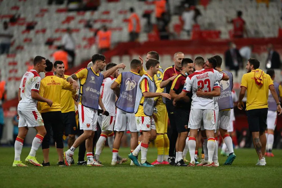 Karadağ-Türkiye maçı öncesi koronavirüs şoku!