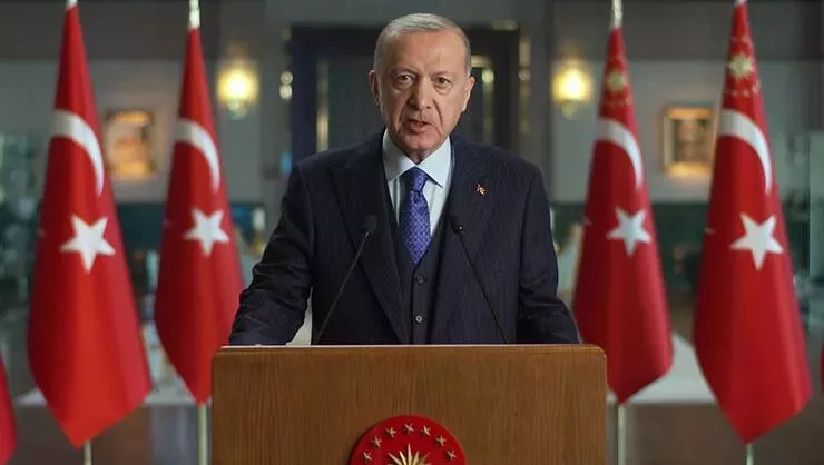 Erdoğan'dan sosyal medya çıkışı: Demokrasi için ana tehdit