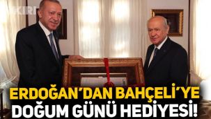 Erdoğan'dan Devlet Bahçeli'ye doğum günü hediyesi: Altın varaklı...