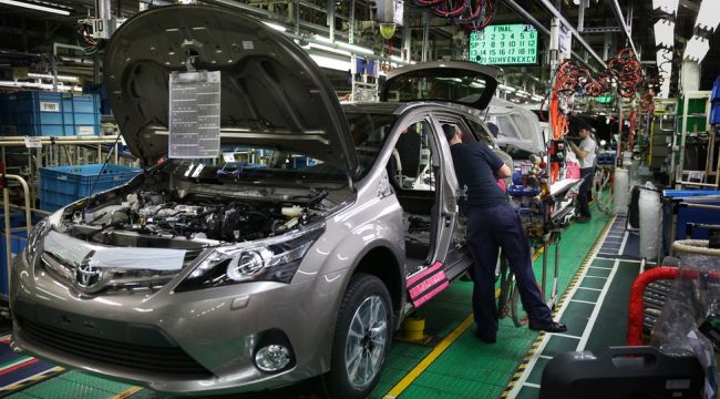 Toyota, 11 fabrikasında üretimi durdurdu!