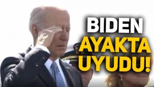 ABD Başkanı Biden, askeri törende ayakta uyudu
