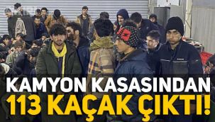 Ağrı'da yurda kaçak yollardan girmeye çalışan 113 kaçak bir kamyon kasasında gizlenmiş halde ele geçirildi