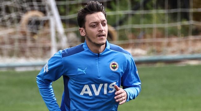 Mesut Özil'den Fenerbahçe açıklaması: Takımdan ayrılacak mı?