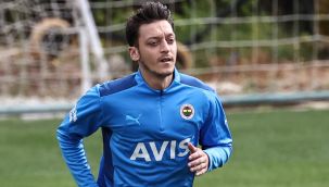Mesut Özil'den Fenerbahçe açıklaması: Takımdan ayrılacak mı?