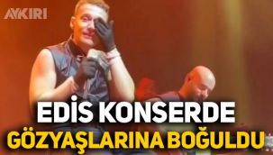 Harbiye'de konser veren Edis, konserde babasını tek görünce görünce gözyaşlarını tutamadı